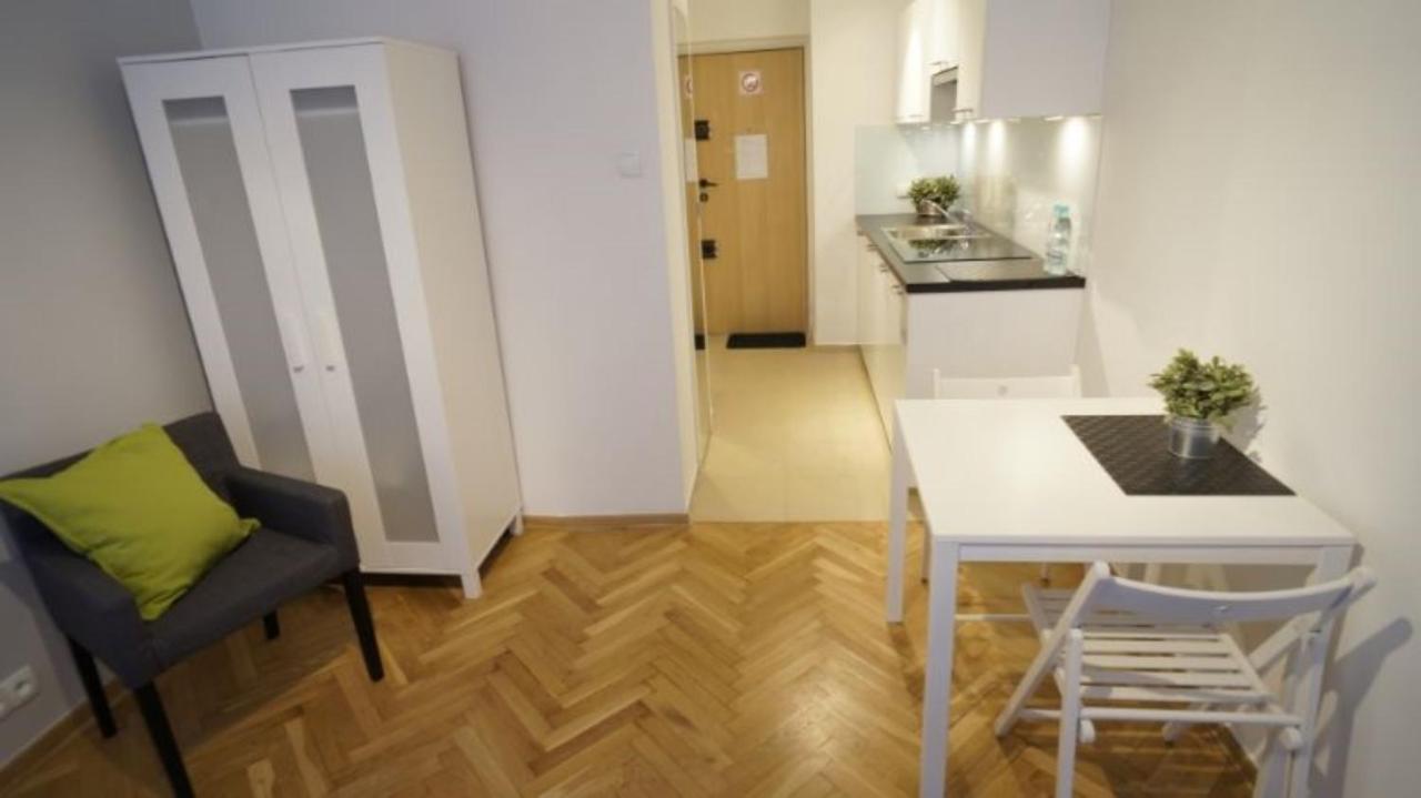 Bagno City Centre 16 Warschau Exterior foto